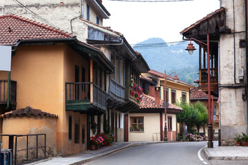 Calle en Bárcena, Quirós, Asturias, España