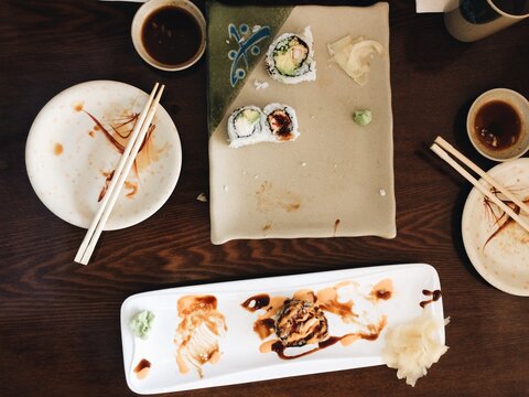 empty plate of sushi