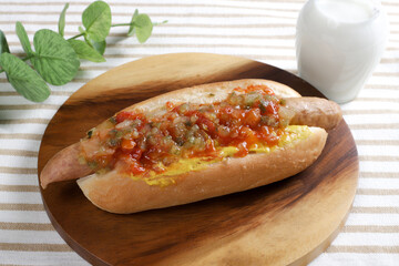 ホットドッグ　トマトオニオン