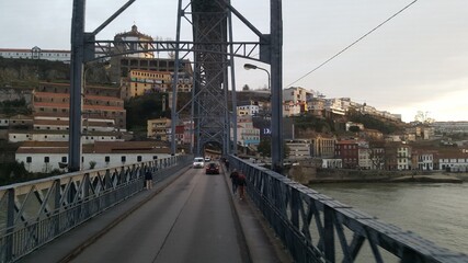 bridge over the river 