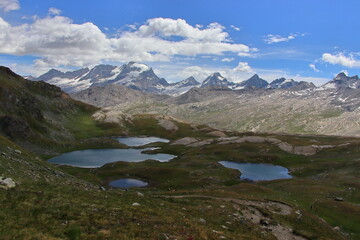 Fototapeta na wymiar Lovely lakes nestled in the Gran Paradiso National Park.