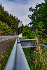 Leitplanke mit Aufsatzleitpfosten