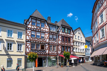 Fototapeta premium Marktplatz, Linz am Rhein, Deutschland 