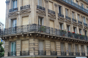Fototapeta na wymiar Fassade Haus in Paris 