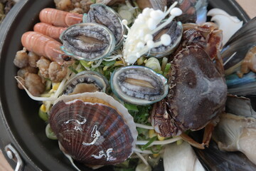 Korean-style seafood stew
