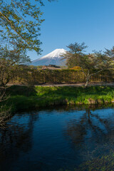  sacred Mount Fuji.