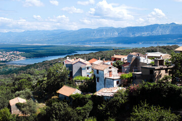 Fototapeta na wymiar view of a city in croatia