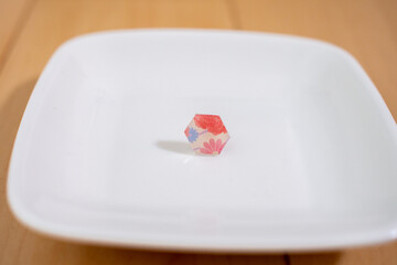 レジンで作ったハンドメイドのアクセサリー