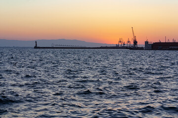 Fototapeta premium Sunset in the port
