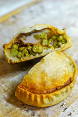 Panades de sobrassada, enpanadas tipicas mallorquinas,Forn de Can Pomar.Campos,Mallorca.Islas Baleares. España.