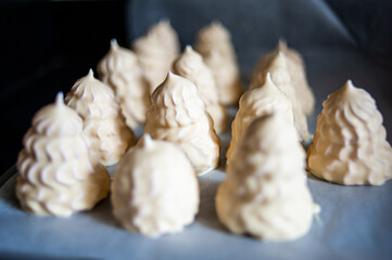 Sweets marshmallows in white chocolate. Sweet wedding table