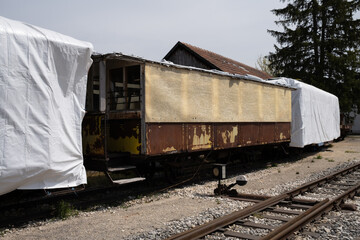 Alte Eisenbahnwaggons