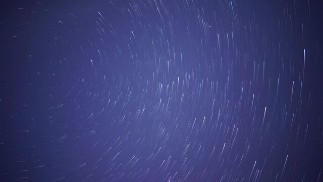 time laps star trail polar star, the starry sky revolves around the polar star