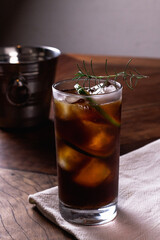 glass of tea with ice
