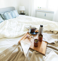 Desayuno argentino en la cama
