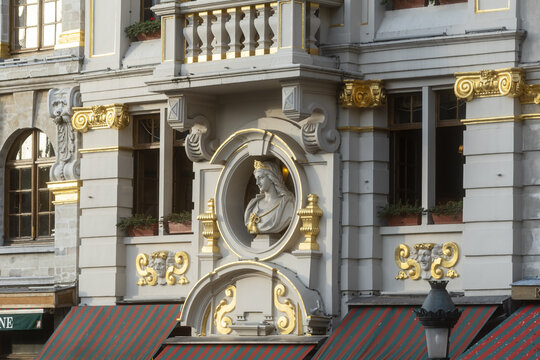 details of the guildhall house Maison de la Chaloupe d'Or in Brussels, Belgium