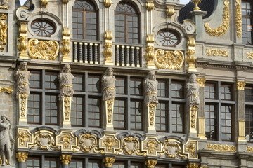 Maison de La Colline was the home of the corporation of the Four Crowns, sculptors, masons,...