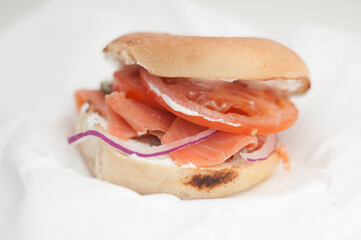 bagel with smoked salmon