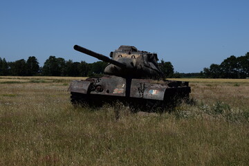 Fototapeta premium Panzer auf dem Panzerfeld bei Wahn