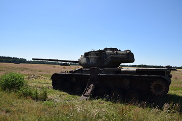 Fototapeta premium Panzer auf dem Panzerfeld bei Wahn