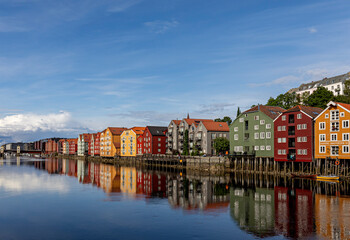 Fototapeta na wymiar The Trondheim canal on a summer day
