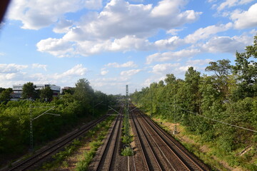 Fototapeta na wymiar Bahngelände um den Bahnhof Berlin Südkreuz