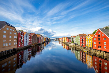 The Trondheim canal on a summer day