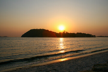 beach sunset golden sun beautiful peace