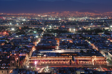 Fototapeta na wymiar vista nocturna Ciudad de México