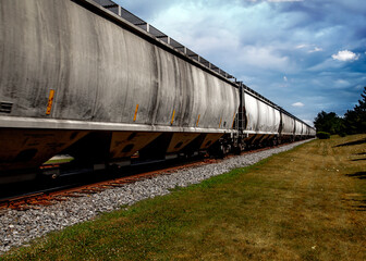 old train tren de carga en camino rieles 