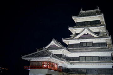 Matsumoto castle in night 