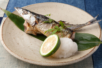 サンマの塩焼き