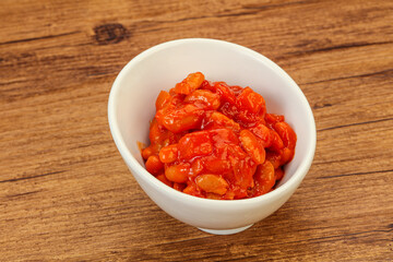Baked kidney with tomato and pepper