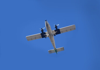 Plan flying in the sky.