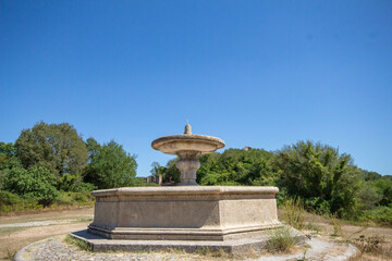 The octagonal fountain in front of the church of San Bonaventura