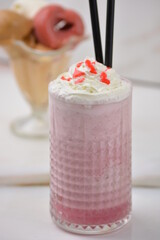 ice cream with strawberry