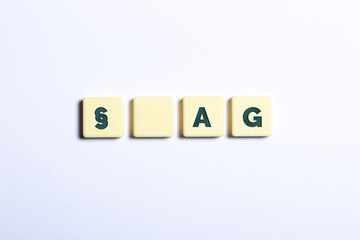 Aktiengesellschaft, AG mit Paragraph Zeichen auf wei&szlig;em Hintergrund