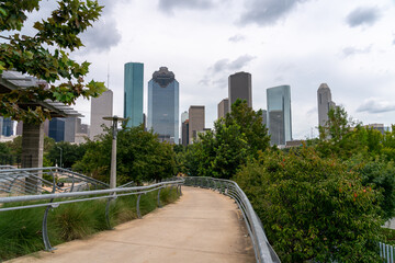Obraz na płótnie Canvas Empty Park Ramp with the Houston Cityscape in the background