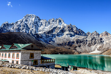 EVEREST GOKYO LAKE