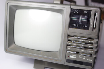 Televisor com rádio antigo e vintage ou retrô