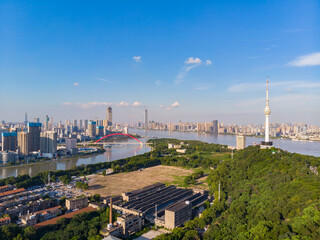 Fototapeta premium Summer city skyline scenery of Wuhan, Hubei, China