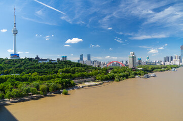 Fototapeta premium Summer city skyline scenery of Wuhan, Hubei, China