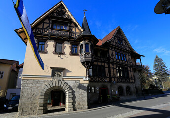 Fototapeta na wymiar Das Henneberger Haus ist ein Wahrzeichen in Meiningen. Meiningen, Thueringen, Deutschland, Europa