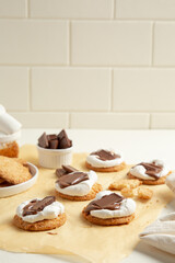 cookie filled with marshmallow and chocolate