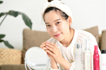 素肌を綺麗に見せるたった一つの方法 すっぴん美人のための5選 芸能コスメ 紹介サイト 素肌を綺麗に見せるたった一つの方法 すっぴん美人のための5選 芸能コスメ 紹介サイト