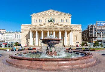 Naklejka premium Fountain at Bolshoi theatre (Big theater) in Moscow, Russia
