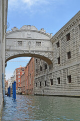 
bridge of sighs in Venice seen from the canal below