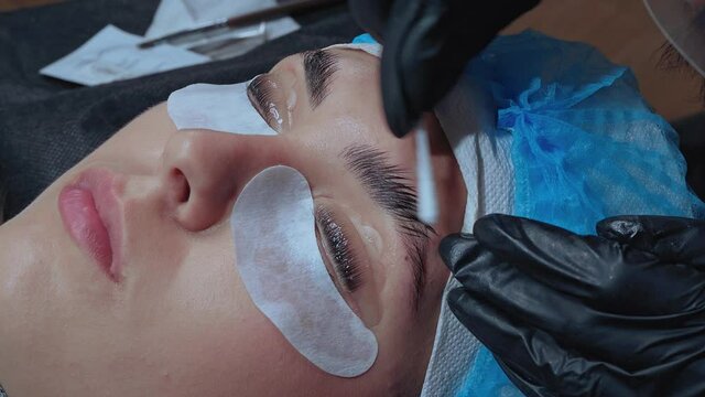 Eyelash and eyebrow lamination