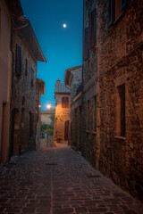 Fototapeta premium street in the Tuscan village, Italy