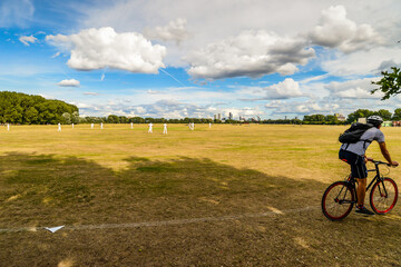 Obraz premium Cricket on Hackney Marshes